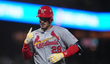 Burleson hits go-ahead single in 9th, Donovan adds career-best 4 doubles, Cardinals beat Giants