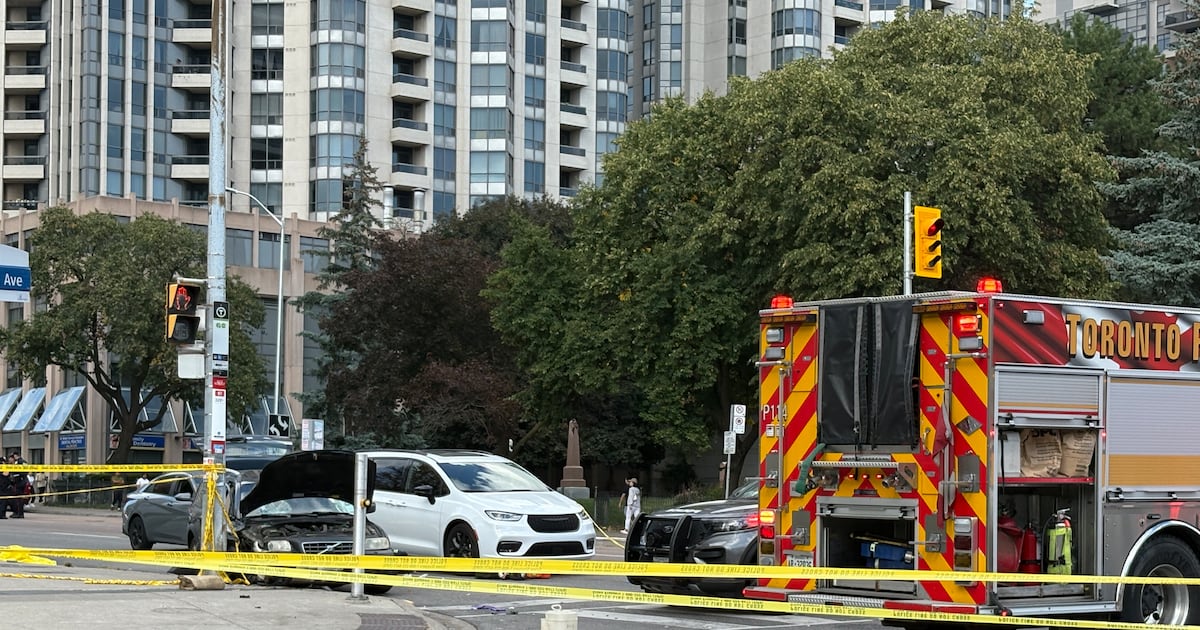 3 pedestrians, driver hurt following North York crash: police