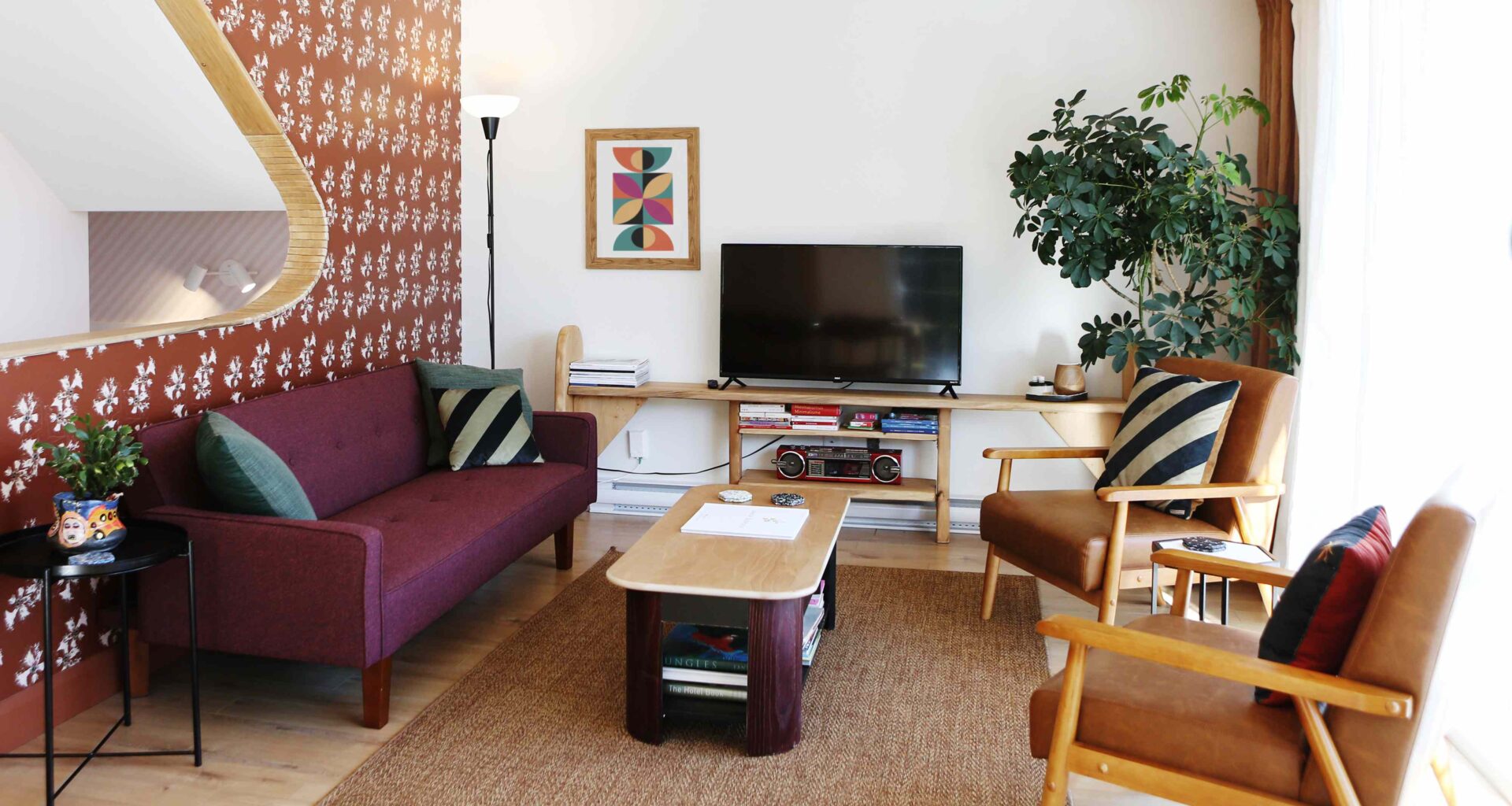 Is Midcentury Modern Finally Out of Style in 2026? Designers Weigh In