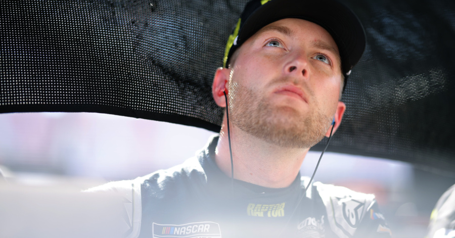 NASCAR on TV this weekend: Cup, Truck Series and Modifieds take on New Hampshire