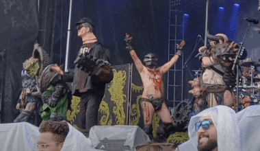 A photo of Gwar.