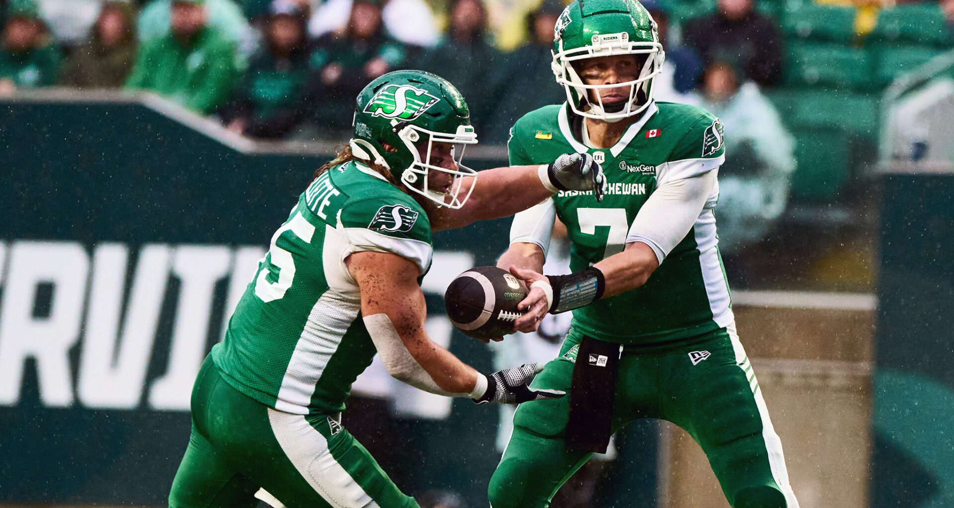 Prediction Time: CFL.ca writers' Week 17 picks
