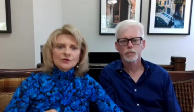 Ontario couple stranded with flat tire in Spain cautions others after being robbed on the side of the road – CP24