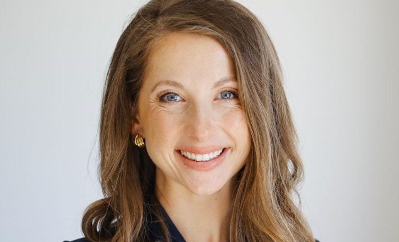 Book by Kamber Parker Bowden '17 scores Amazon's No. 1 HR spot