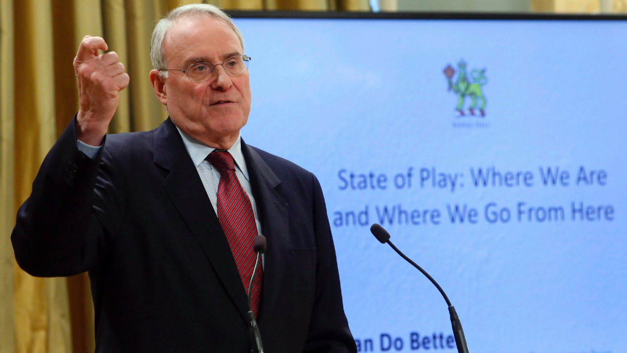 Ken Dryden addresses the "We Can Do Better" Governor General's Conference on Concussions in Sport at Rideau Hall the official residence of the Governor General in Ottawa Tuesday December 6, 2016. (Fred Chartrand/CP)