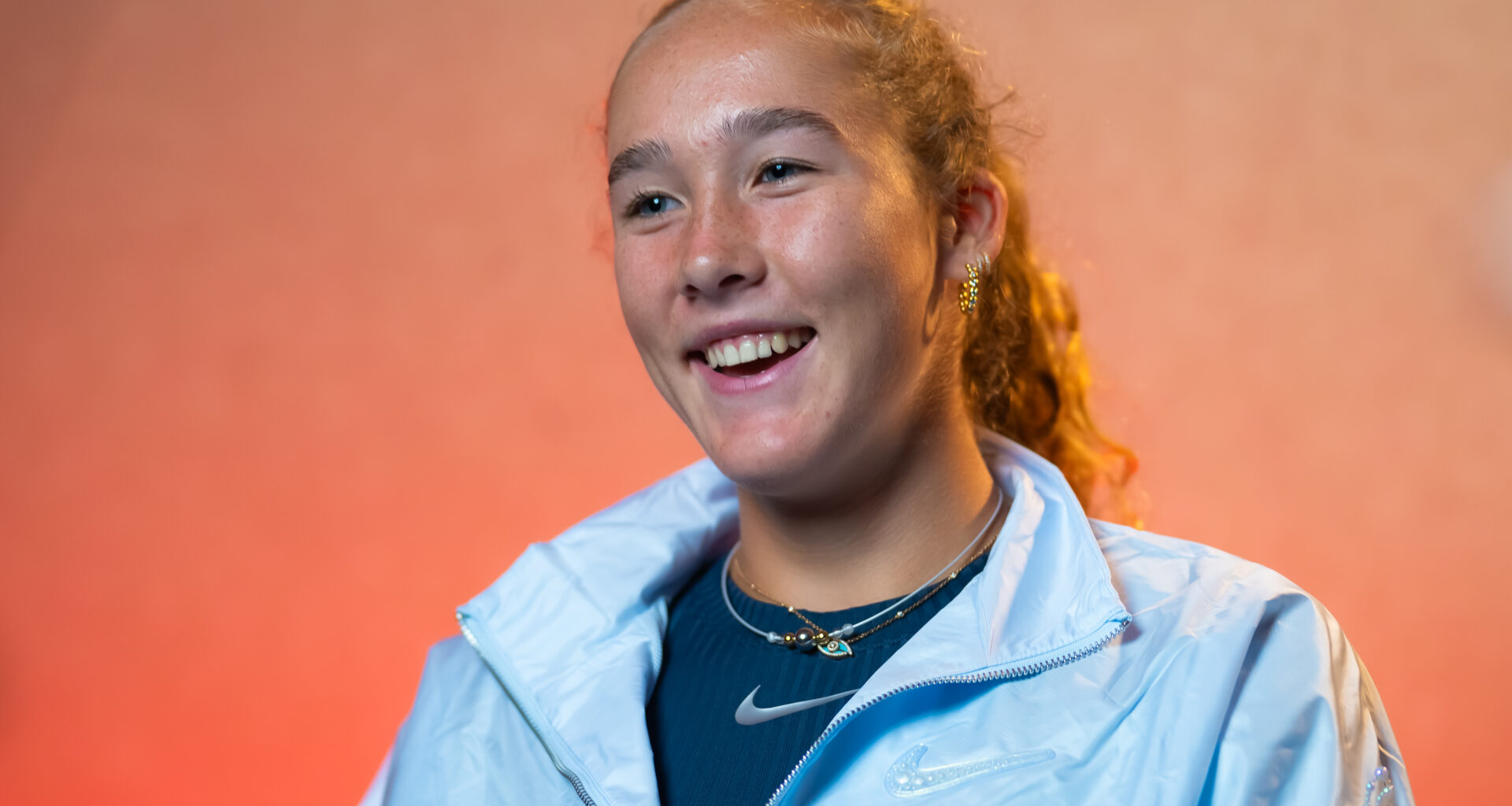 She's a savant! Andreeva crushes Heads Up!, gets 6 answers in 40 seconds