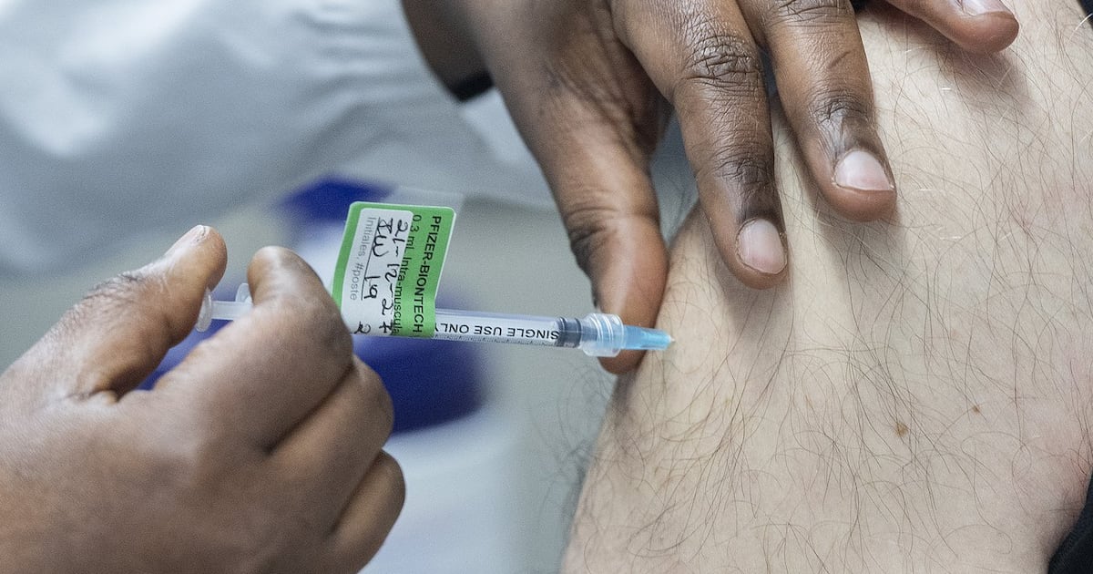 COVID-19 in Canada: Uptick in positive tests