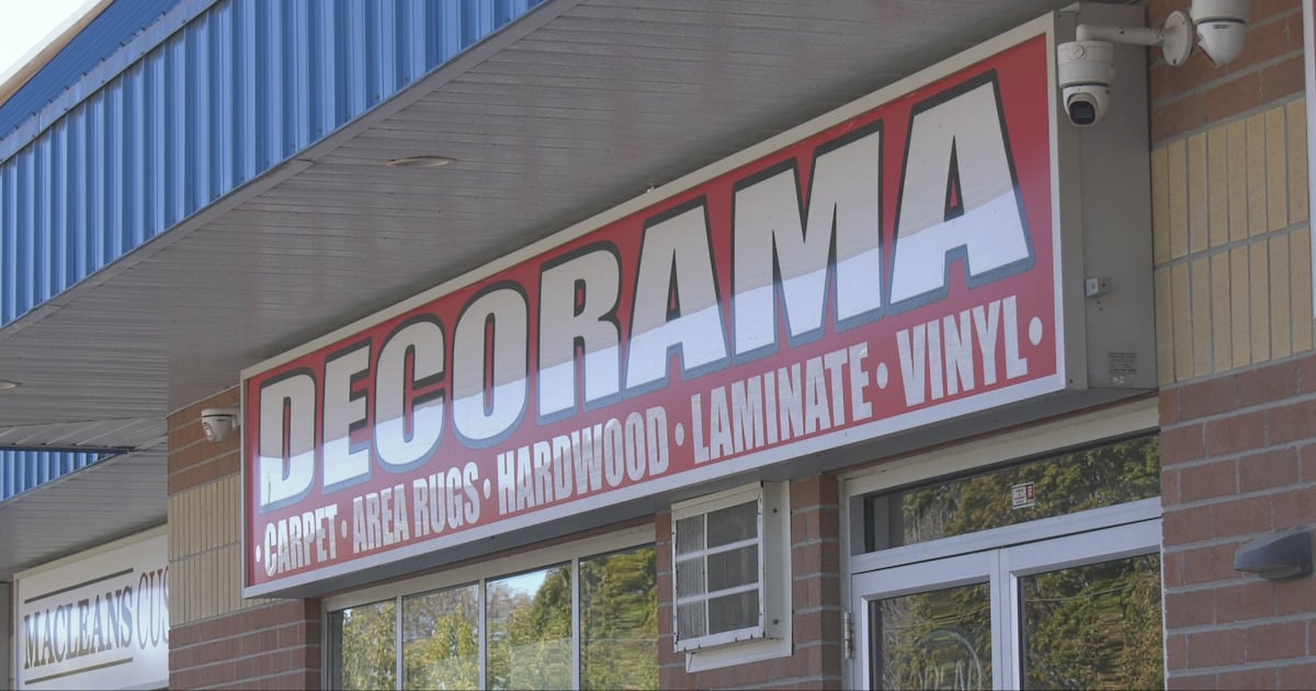 Ontario flooring store leaves customers in a lurch after closing without notice