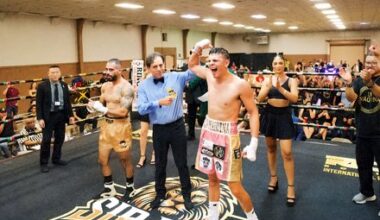 Palacio wins pro boxing debut in convincing fashion