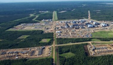 MEG Energy wants investors reject Strathcona for Cenovus