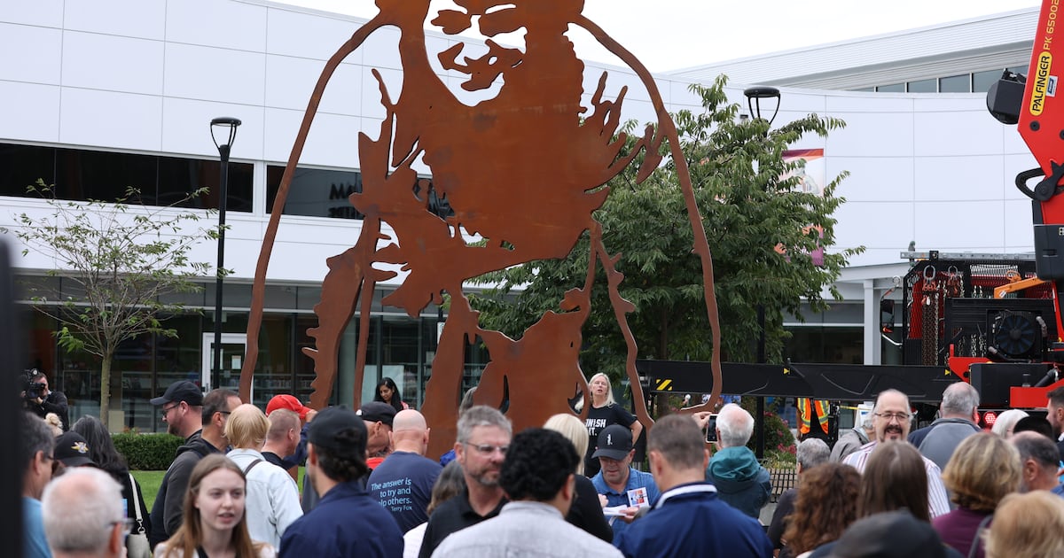 Statues unveiled to honour Terry Fox in his hometown of Port Coquitlam, B.C. - CTV News