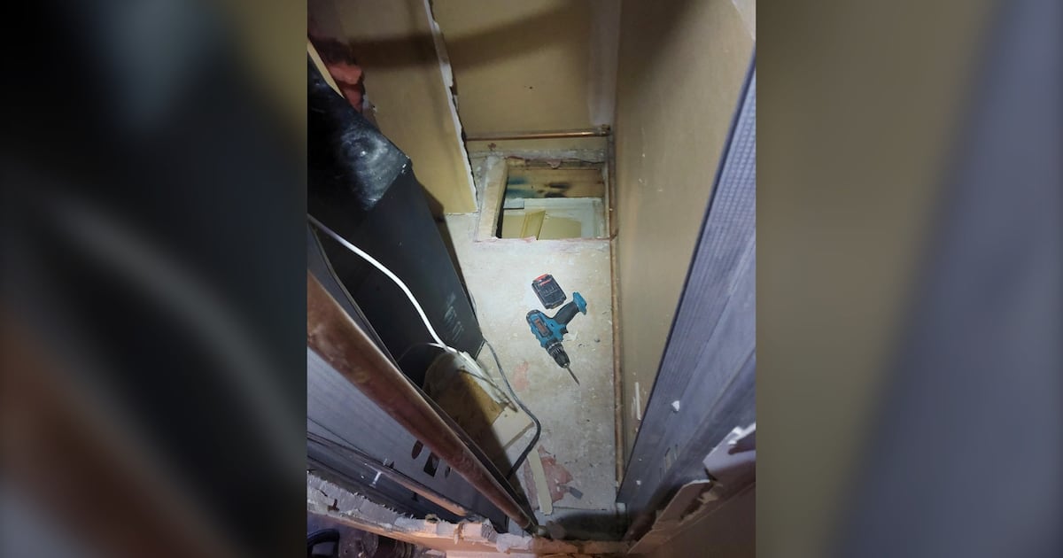 Calgary man charged after allegedly making tunnel to upstairs neighbour’s apartment - CTV News