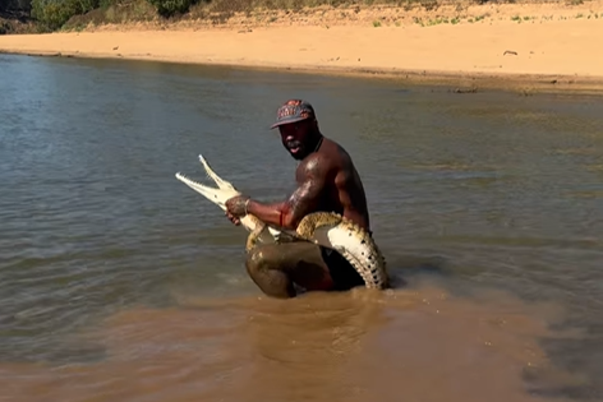 ‘Crocodile hunter’ Steve Irwin’s father slams American influencer for reckless crocodile stunts