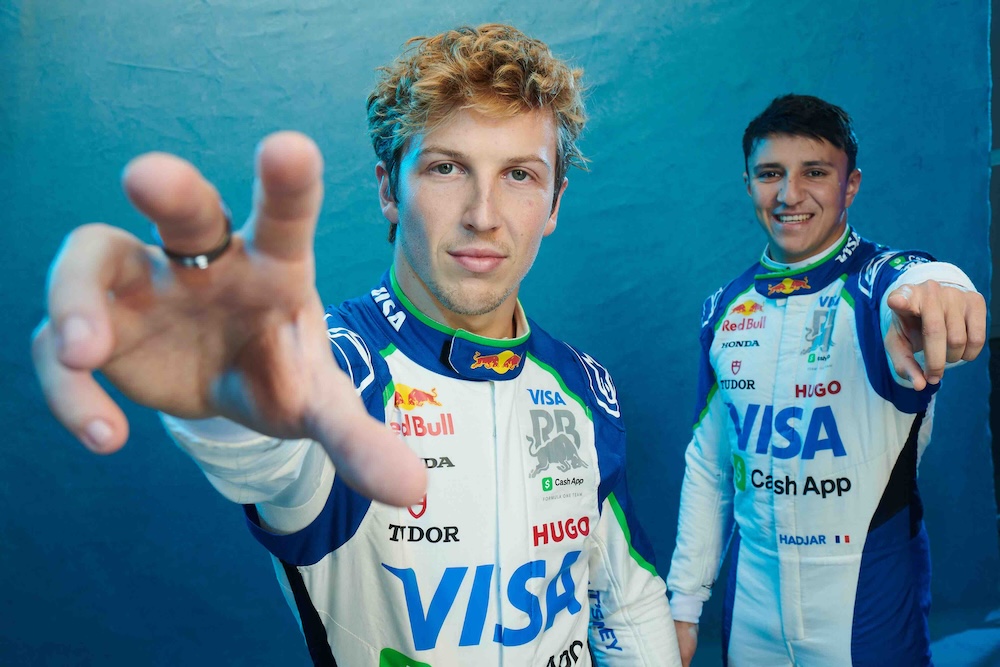 F1 drivers launch wild $1k Aussie call for “big, bold, badass” helmet design on Airtasker