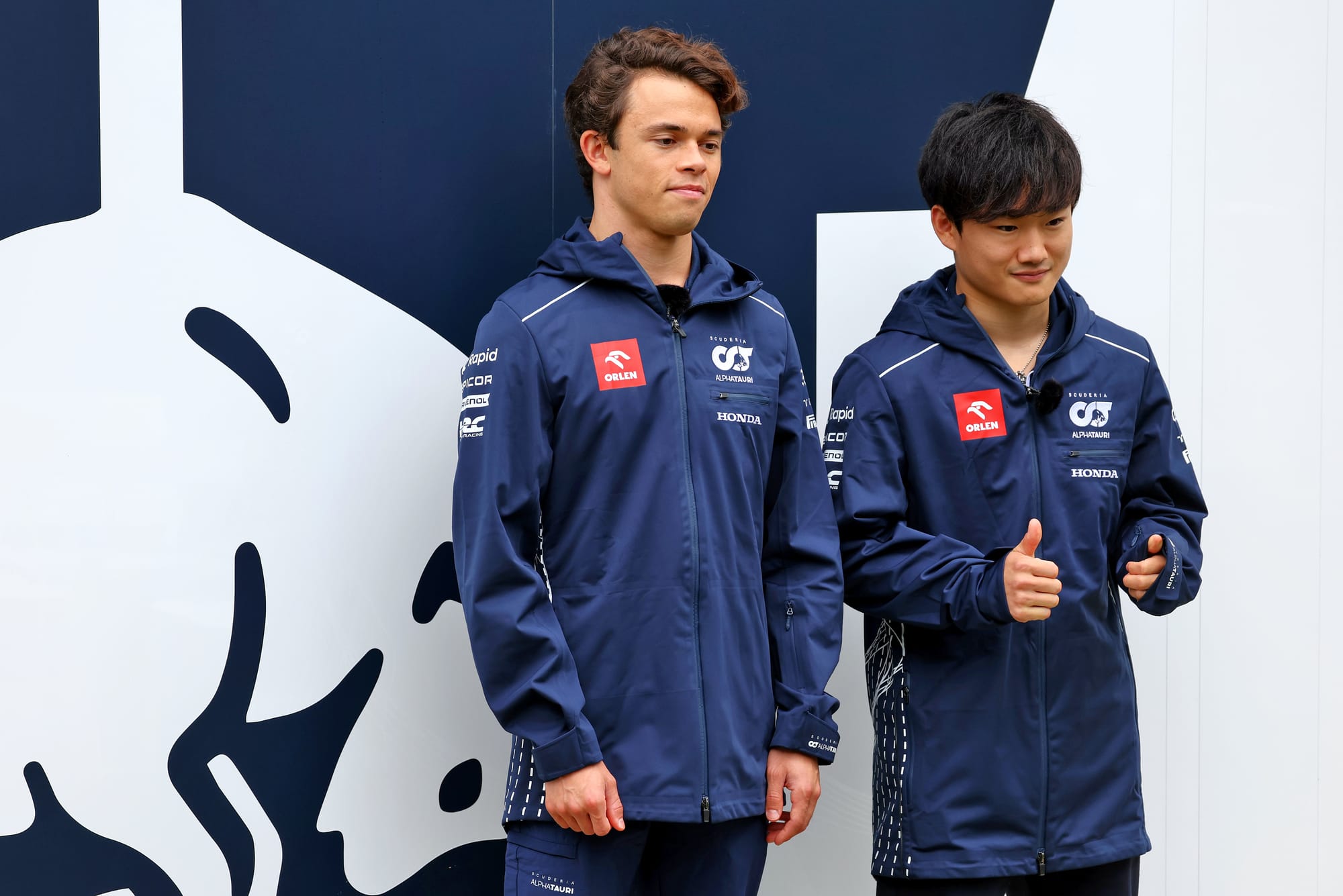 Nyck de Vries and Yuki Tsunoda in 2023