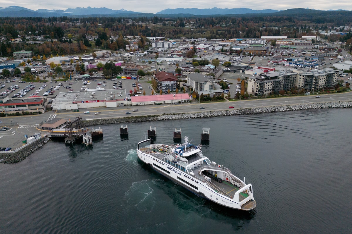 Liberals face fresh questions over $1-billion loan to BC Ferries