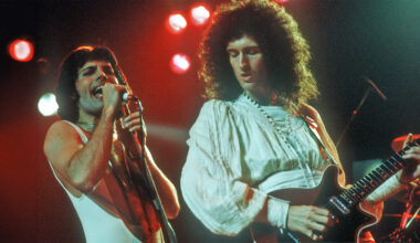 British rock band Queen perform in concert at the Forum on December 22, 1977 in Inglewood, California.