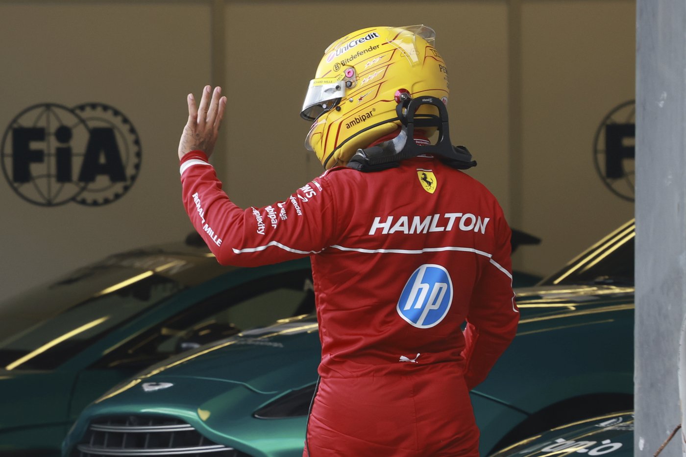 Max Verstappen on pole and Oscar Piastri crashes in chaotic F1 qualifying in Azerbaijan