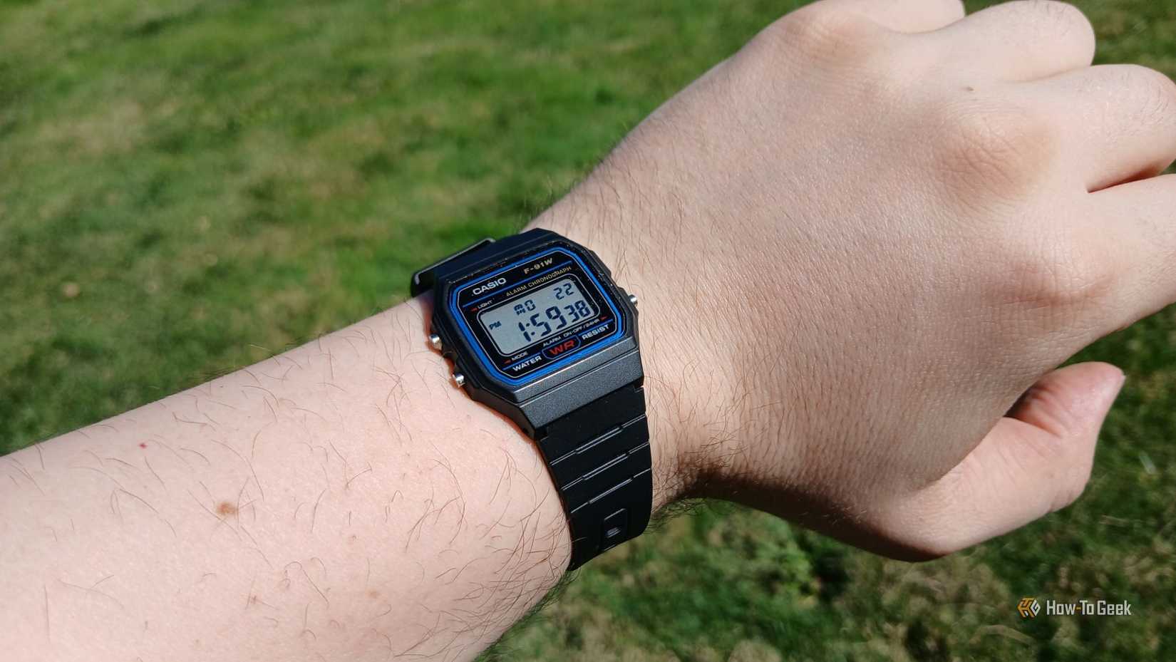 casio-f-91-w-on-wrist