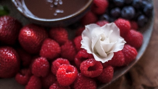 This healthy dessert only requires 3 ingredients.(Unsplash)