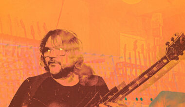 Jeff Tweedy Remains in Motion