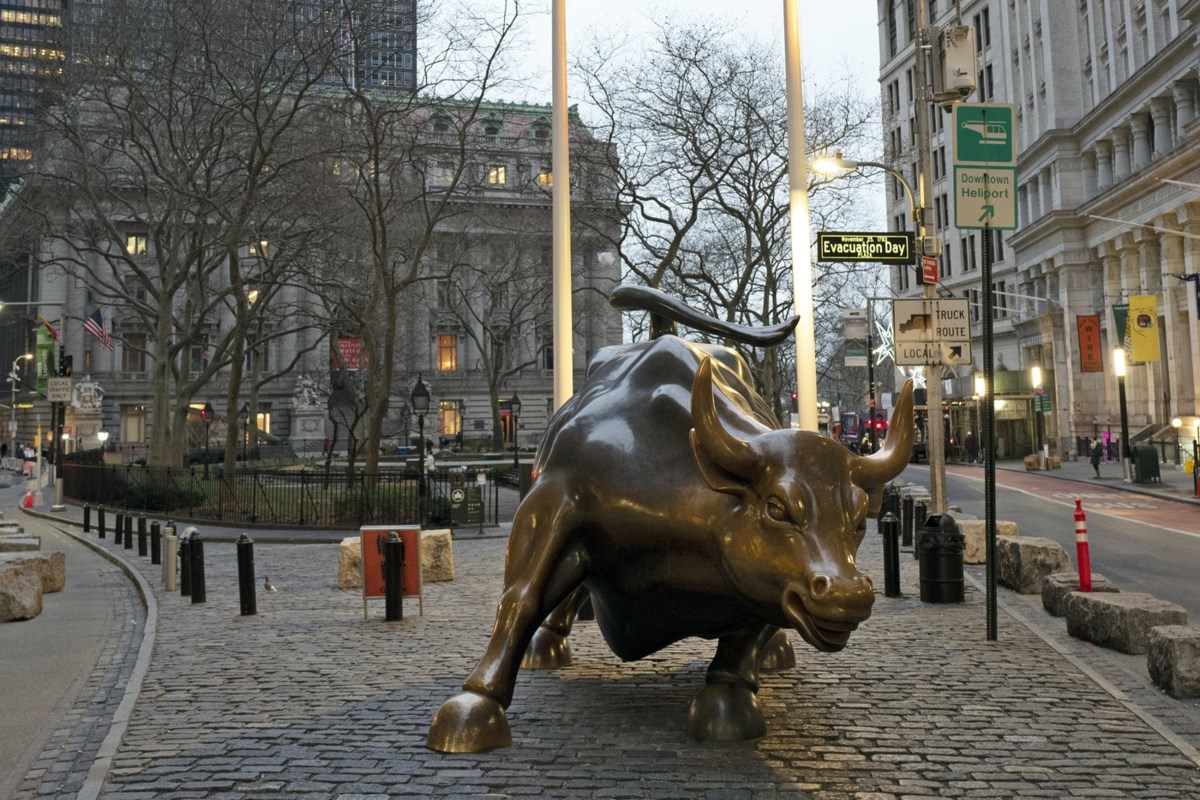 Wall Street holds near records on hopes that the US job market has slowed by just the right amount