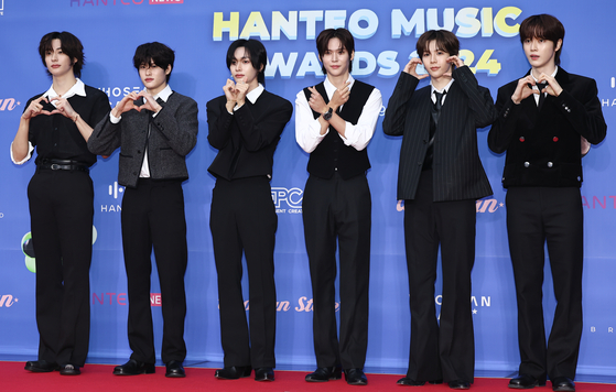 Boy band Riize poses for photos ahead of the Hanteo Music Awards 2024 in central Seoul on Feb. 16. [NEWS1]