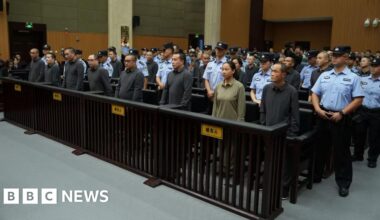 China sentences 11 members of Ming mafia family to death