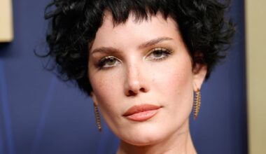Halsey Says She’s ‘Not Allowed’ to Make an Album Right Now | Halsey, Music, Zane Lowe | Just Jared: Celebrity News and Gossip