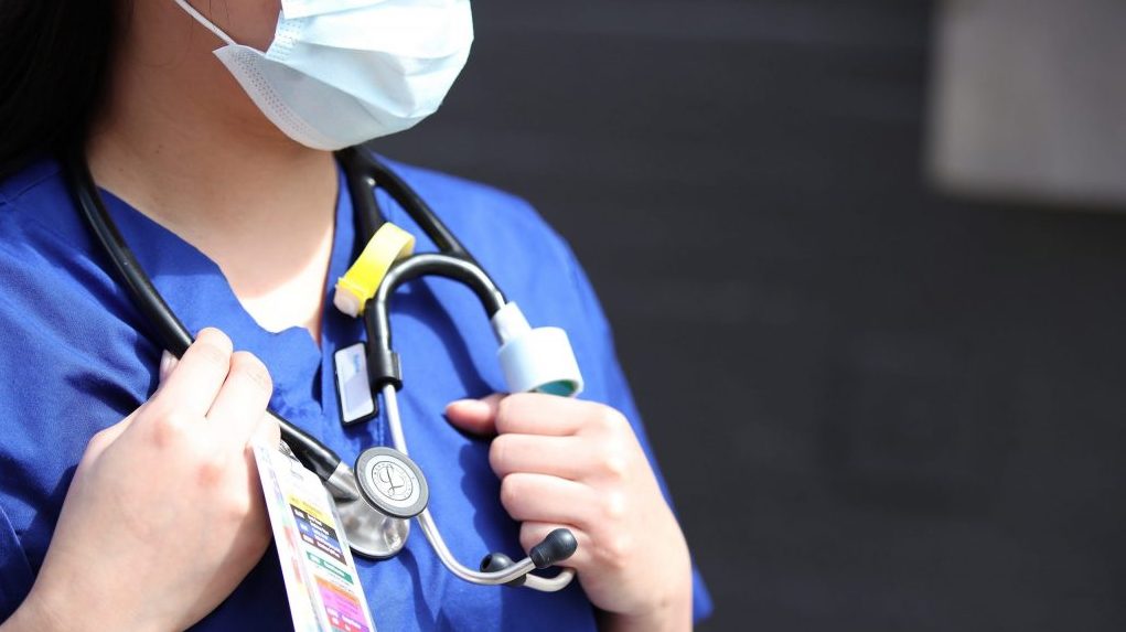 Barriers keep many immigrant nurses out of Canadian hospitals, despite demand