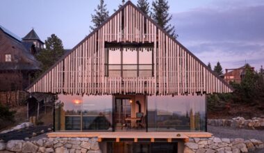 One House, Two Faces: How This Mountain Cottage Nails Traditional & Modern