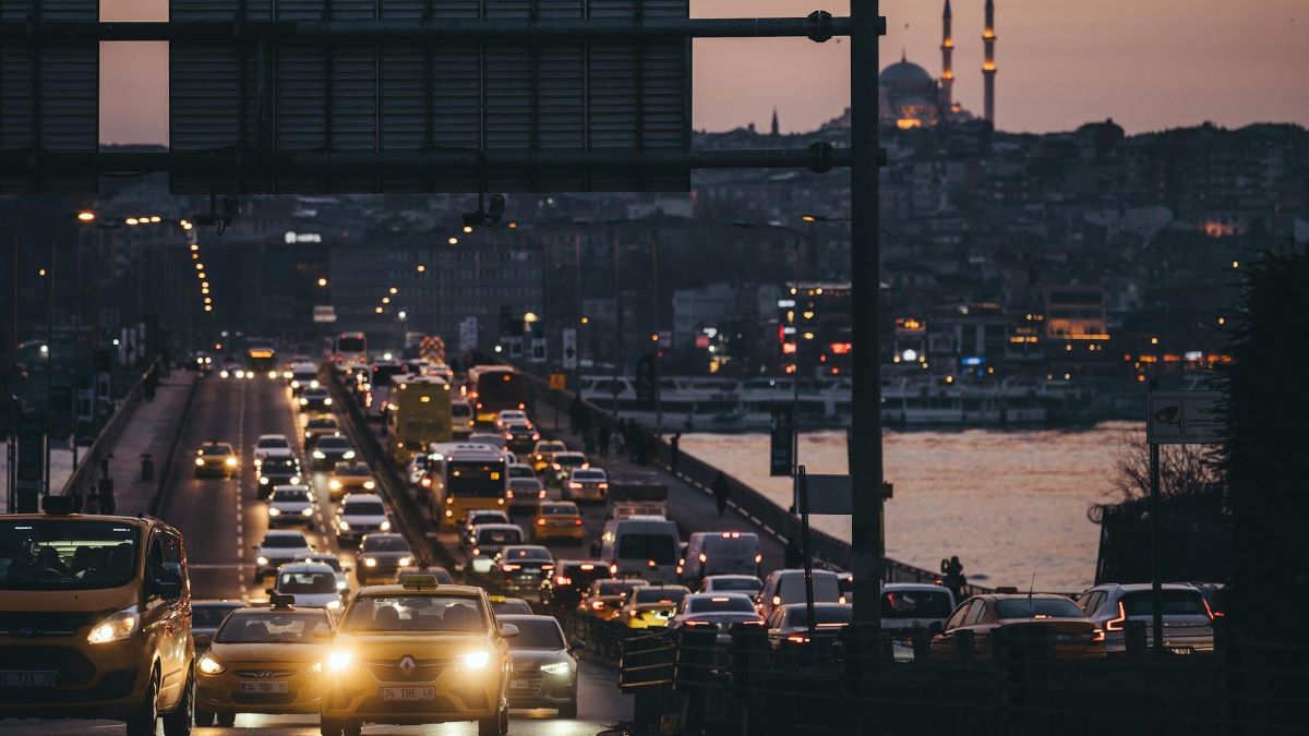 Traffic algorithm to cut down on crazy commutes