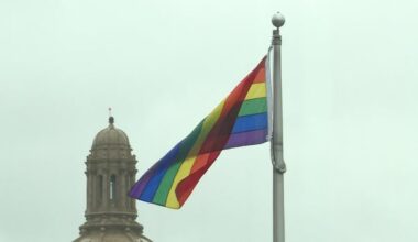 Alberta looks to use notwithstanding clause on its 3 transgender laws: memo