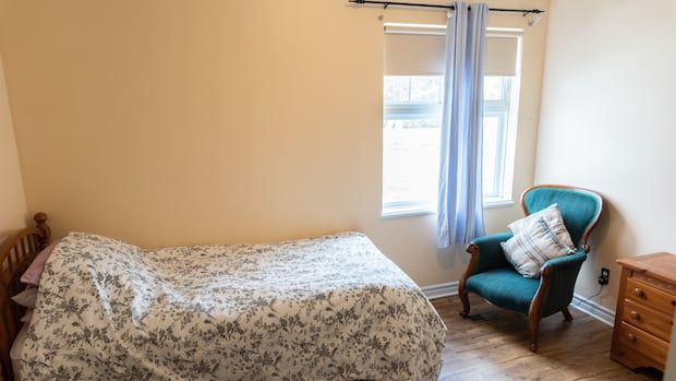 B.C. to stop funding for overtime and agency staff in long-term care