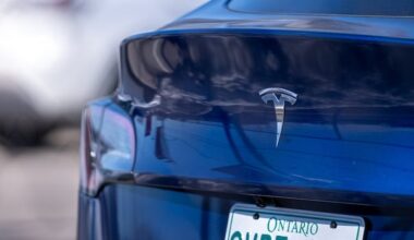 North Bay, Ont., man says his daughter failed her road test because she didn't use his Tesla's brakes