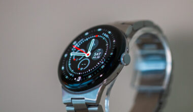 Pixel Watch 3 with Metal Link Band Close-up