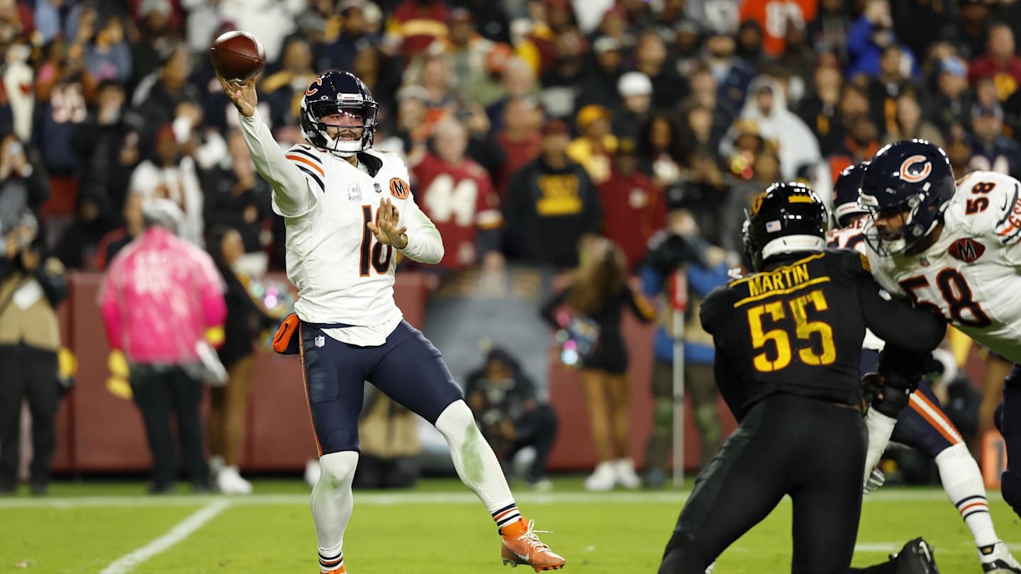 Bears' QB Caleb Williams' first 20 NFL games obliterate Hall of Famer Troy Aikman's