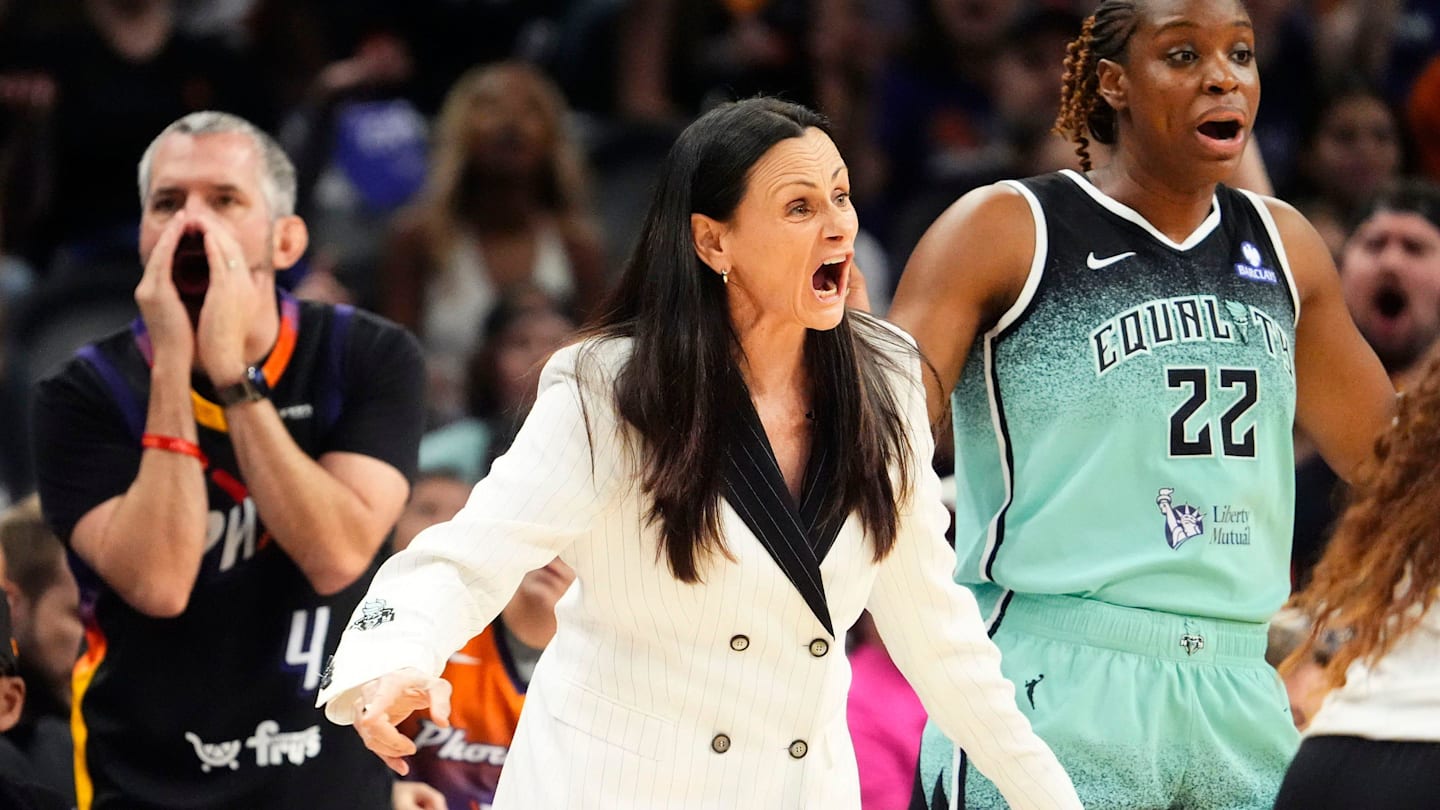 New York Liberty Lose Another Coach After Sandy Brondello Exit
