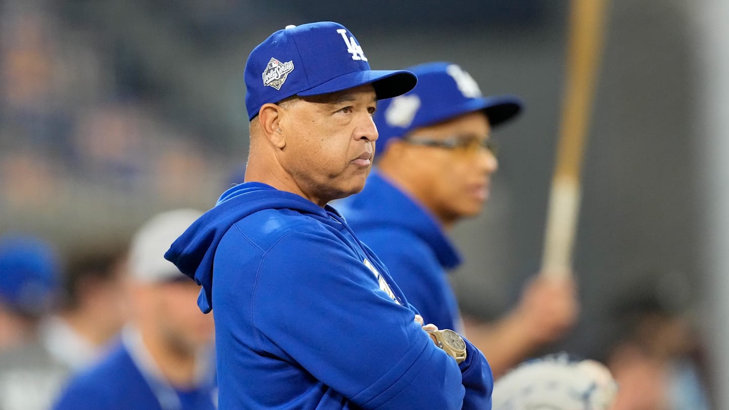 Dodgers' Dave Roberts Called Out for Key Decision in World Series Game 1