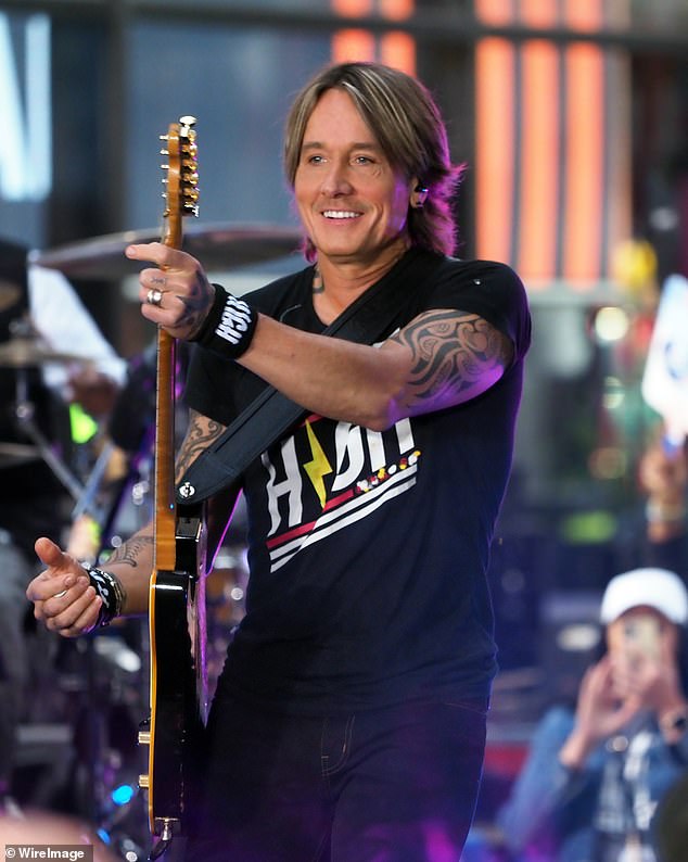 Keith is starring in the new CBS series, The Road, which sees 12 country music hopefuls vying to be the Grammy winner's opening act. The series premiere, which aired in the US on Sunday, saw Keith take to the stage to perform his track Straight Line