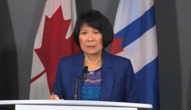 Toronto councillors green-light changes to speed camera program as Ford doubles down on ban