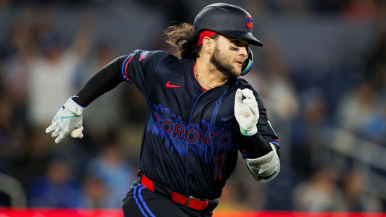 Jays SS Bo Bichette (knee) says he'll return for World Series