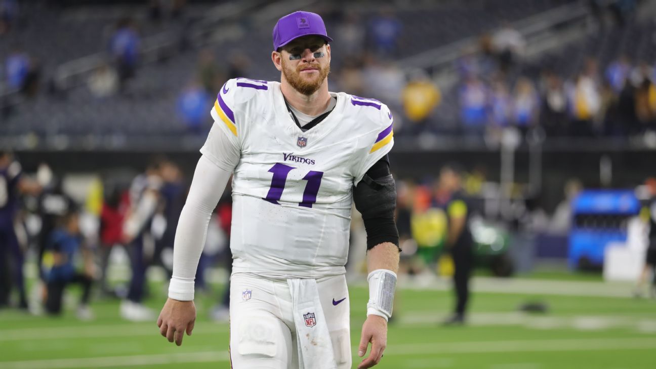 Vikings' Carson Wentz to have season-ending shoulder surgery