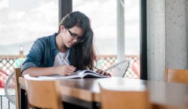 Doctor reveals fascinating link between post-study workouts and increased memory retention: ‘It rewires the brain…’