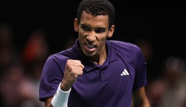 Auger-Aliassime ekes out critical victory at Paris Masters, extending tiebreak streak