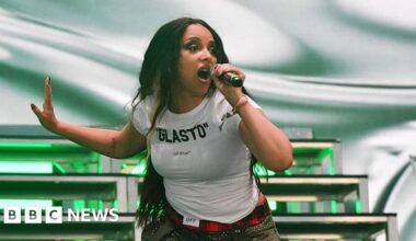 JADE kicks off UK solo tour with Belfast gig at Ulster Hall