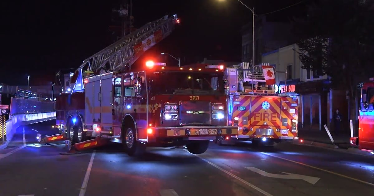 2 people rescued after restaurant fire on the Danforth overnight – CP24