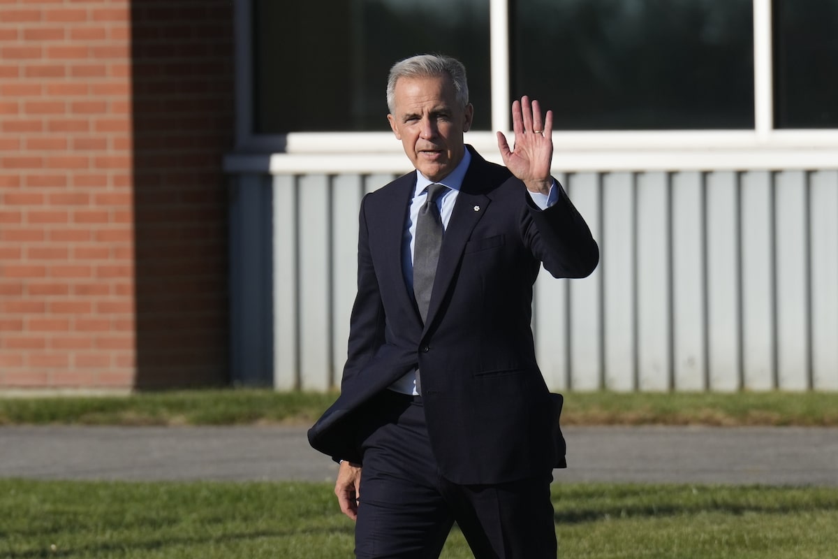 Trump claims companies are leaving Canada for the U.S. because of his tariffs