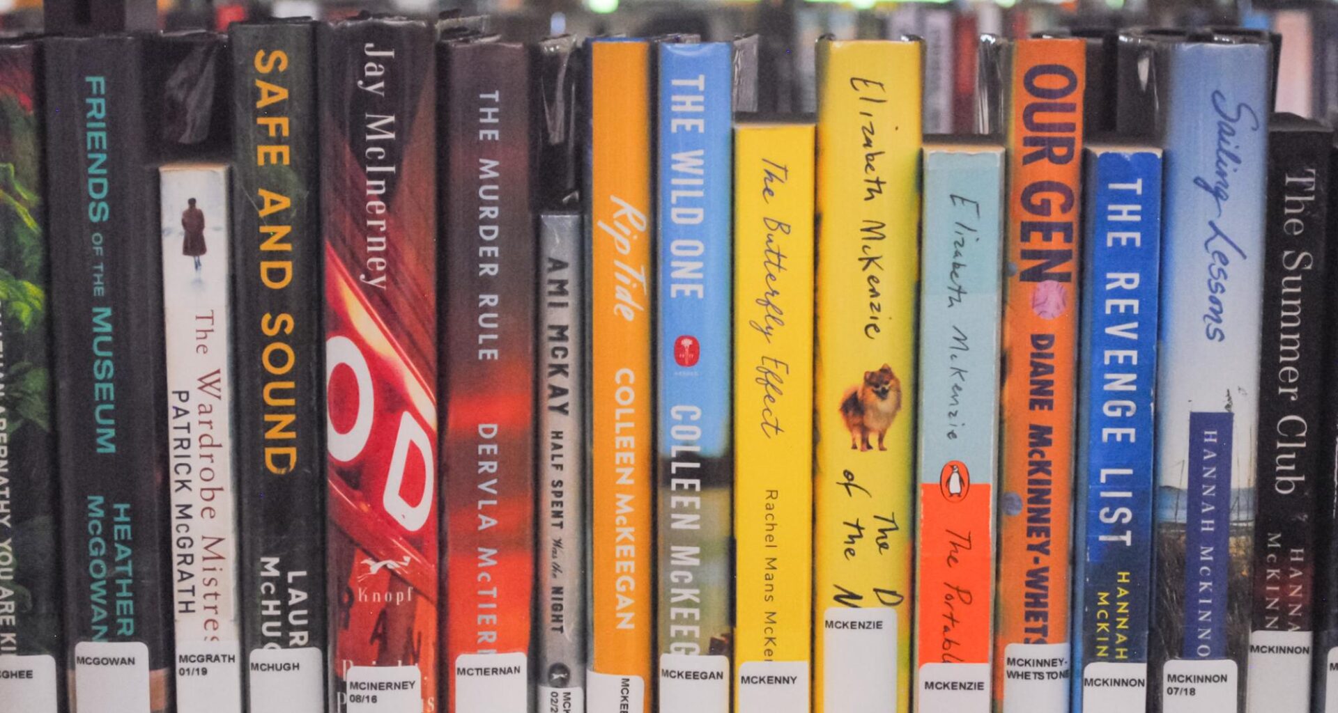 Exploring GV students’ bookshelves – Grand Valley Lanthorn