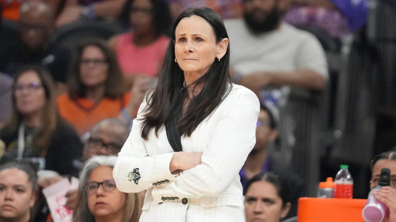 Report: Tempo hire Sandy Brondello franchise's first head coach